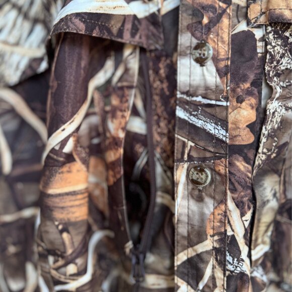 Drake Waterfowl Systems Camo Performance Shirt M | Vented, Zip & Magnetic Pocket - Picture 7 of 12